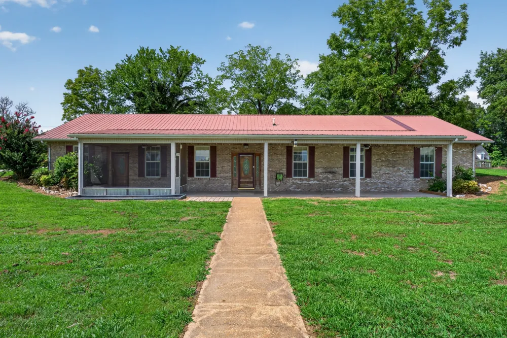 5520 Academy Rd Cookeville, TN 38506