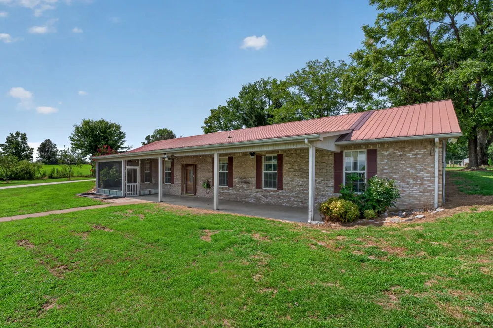 5520 Academy Rd Cookeville, TN 38506