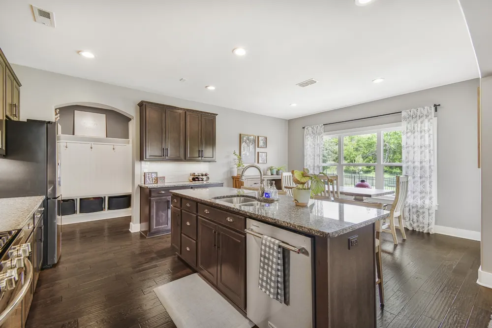 616 Lingering Way Hendersonville, TN 37075