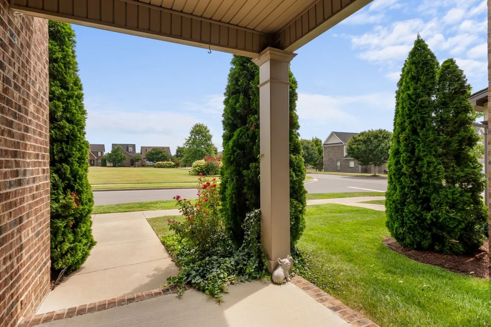 1068 Ambling Way Gallatin, TN 37066