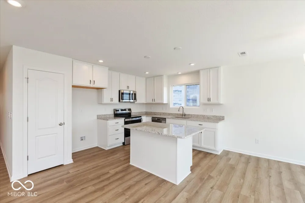 859 Oakleaf Drive Greenfield, IN 46140
