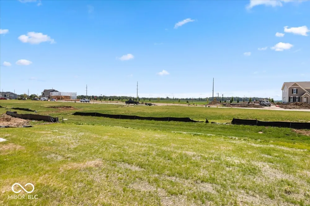 859 Oakleaf Drive Greenfield, IN 46140