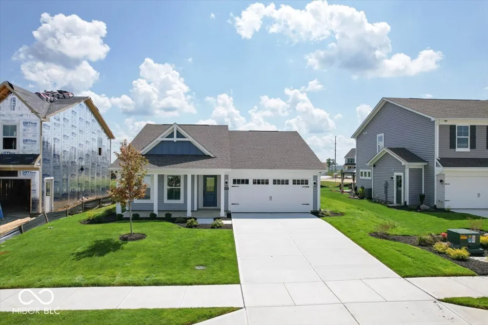 859 Oakleaf Drive Greenfield, IN 46140