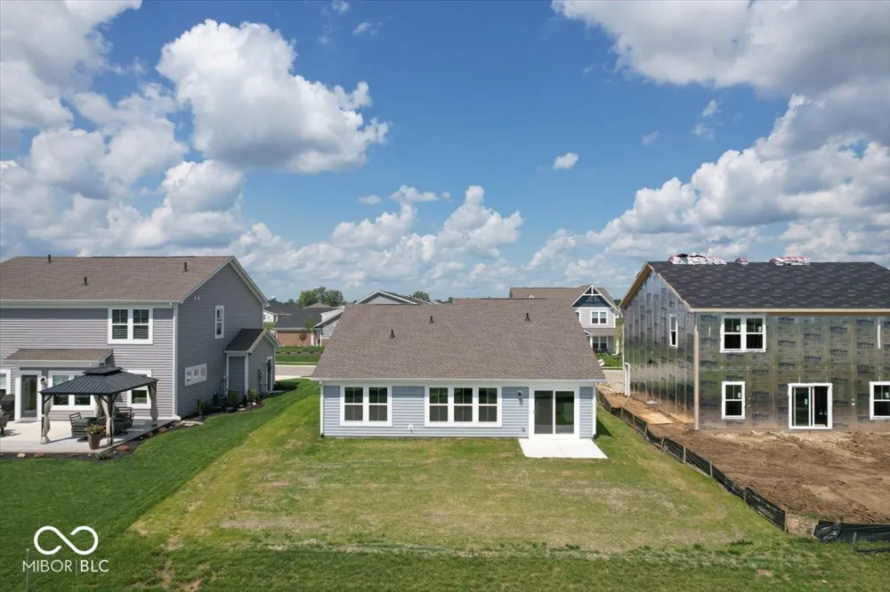 859 Oakleaf Drive Greenfield, IN 46140