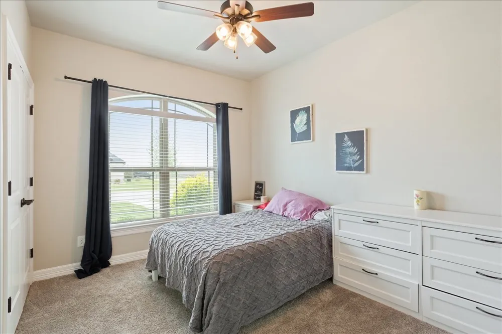 502 Oak Drive Troy, TX 76579