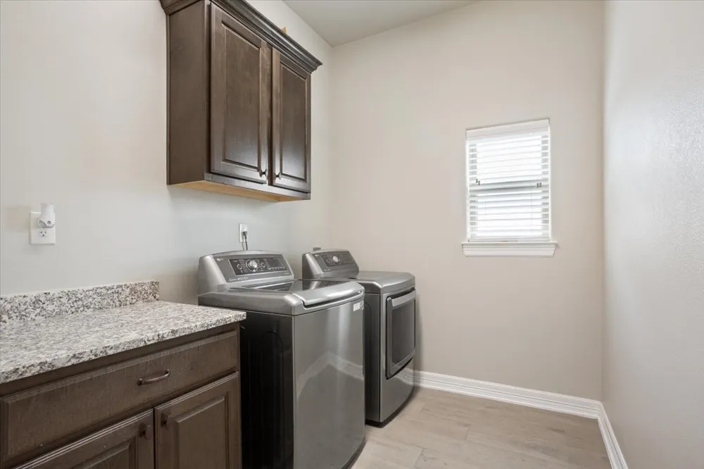 502 Oak Drive Troy, TX 76579