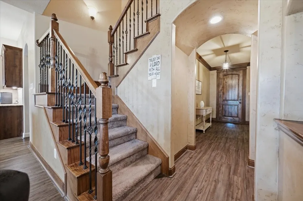 825 Broadhead Road Waxahachie, TX 75165