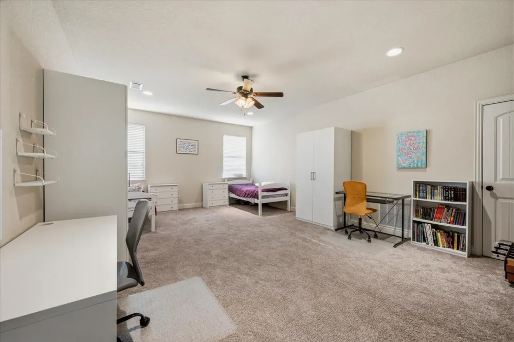 825 Broadhead Road Waxahachie, TX 75165