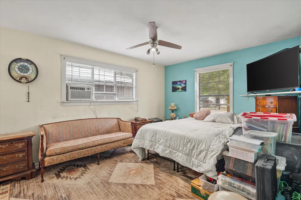 142 Iowa Place Van, TX 75790