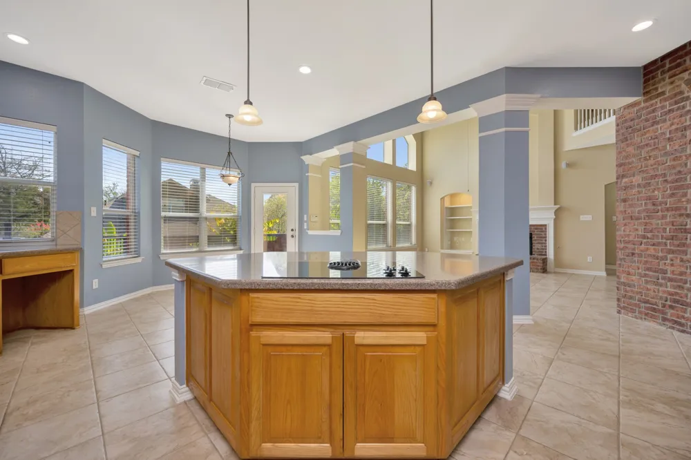 956 Water Oak Drive Grapevine, TX 76051