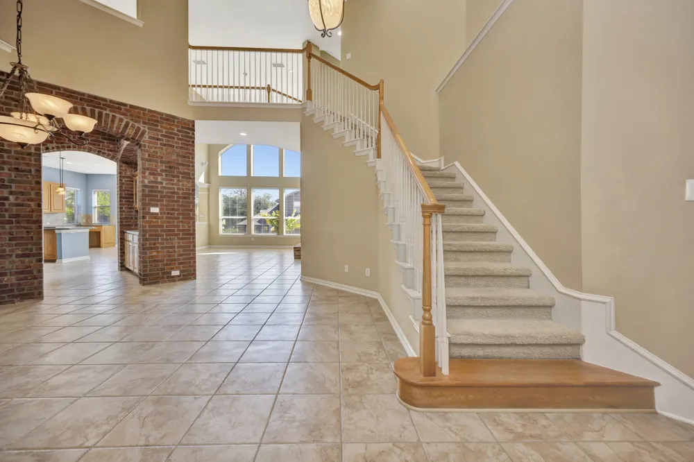 956 Water Oak Drive Grapevine, TX 76051