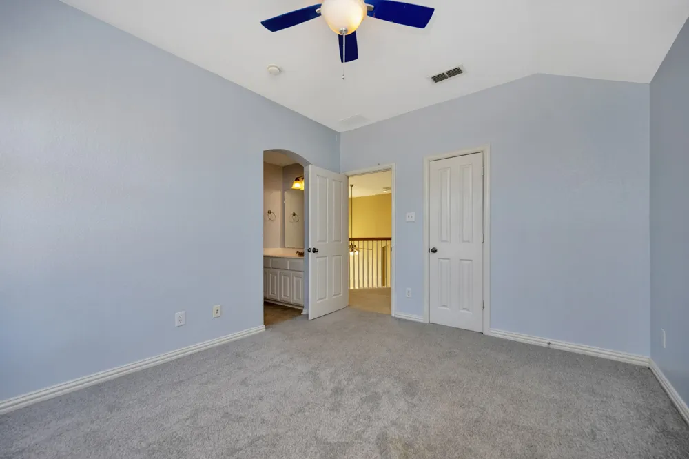 956 Water Oak Drive Grapevine, TX 76051
