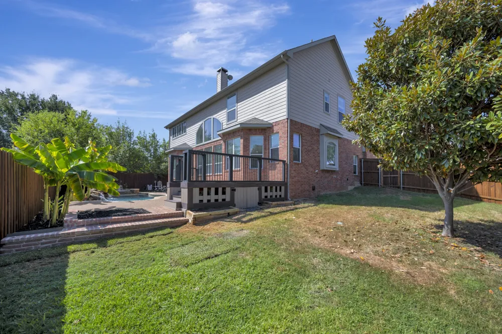 956 Water Oak Drive Grapevine, TX 76051