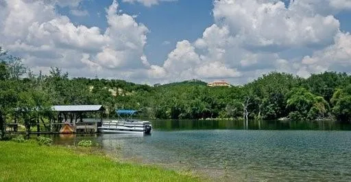 340 Private Road 1712 Road Mico, TX 78056