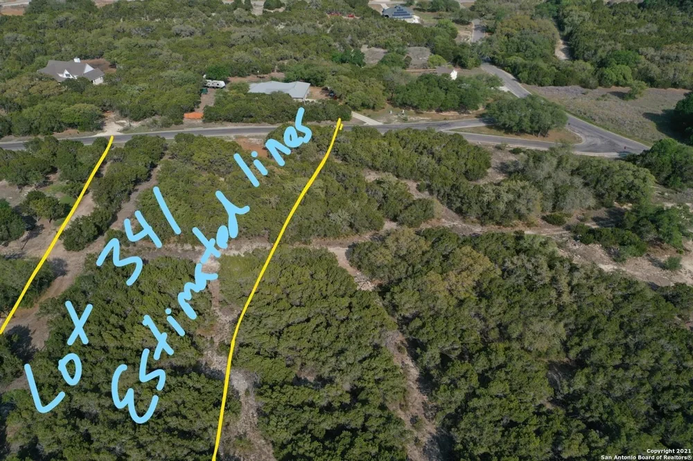 340 Private Road 1712 Road Mico, TX 78056