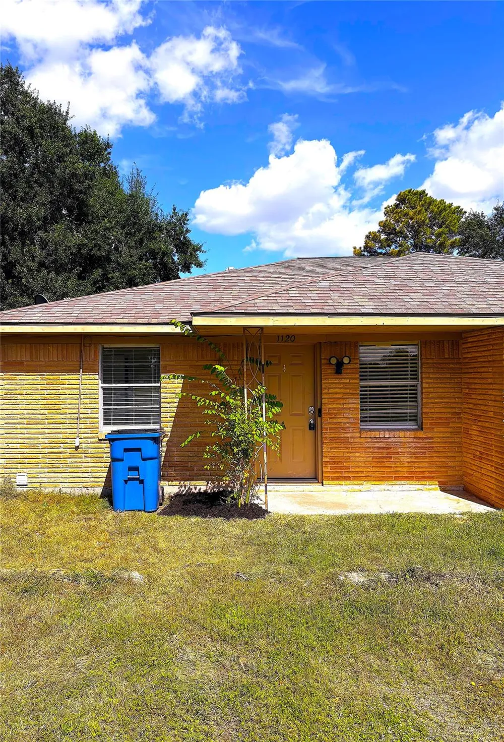 1120 3rd Street Hempstead, TX 77445