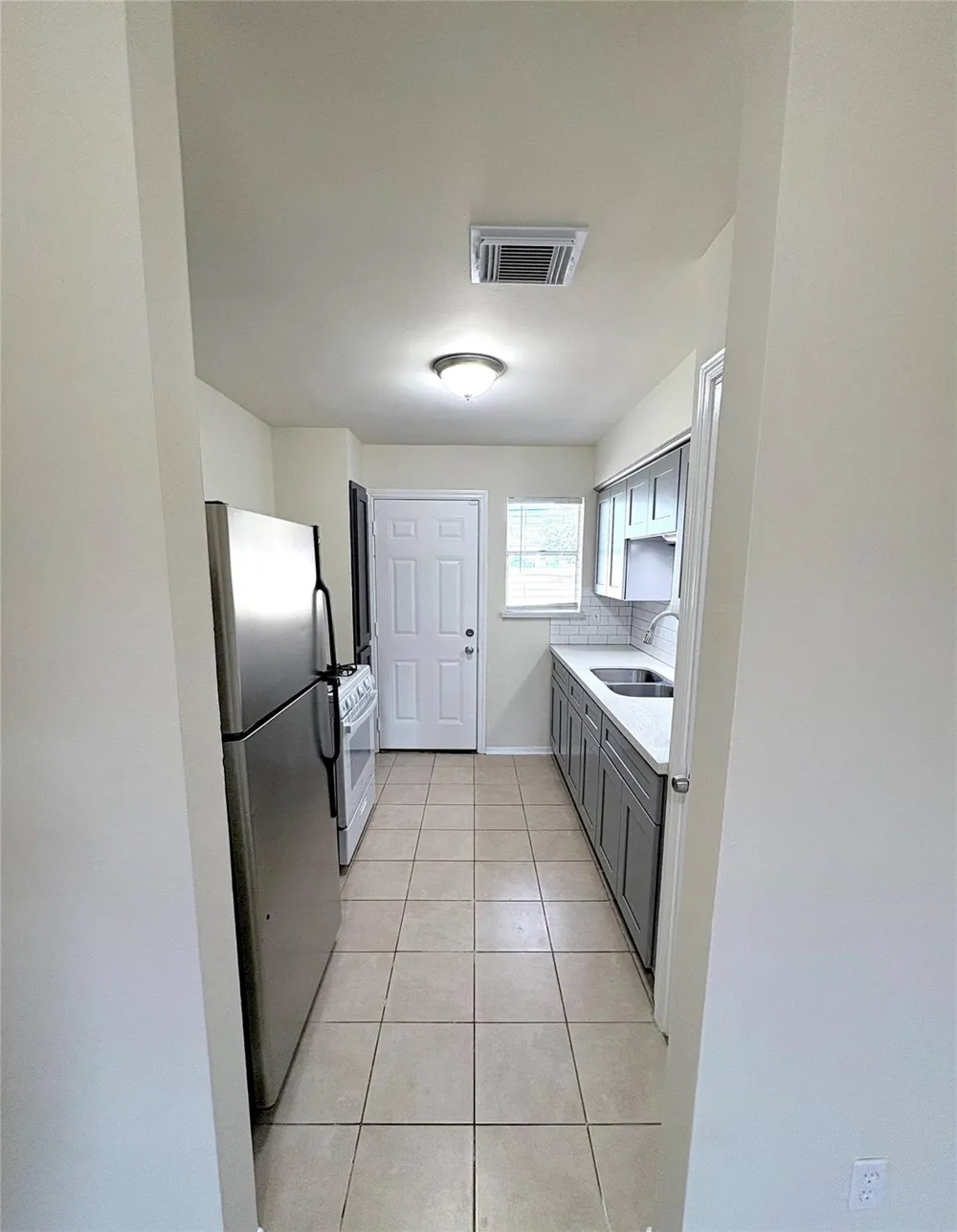 1120 3rd Street Hempstead, TX 77445