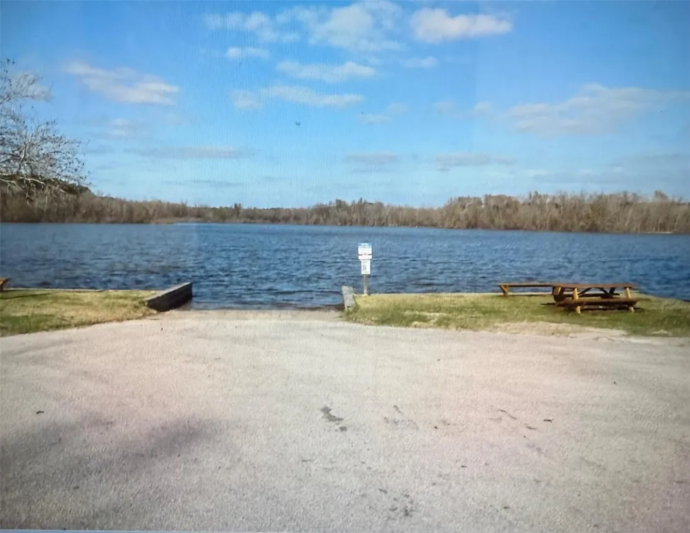 359 Dogwood Onalaska, TX 77360