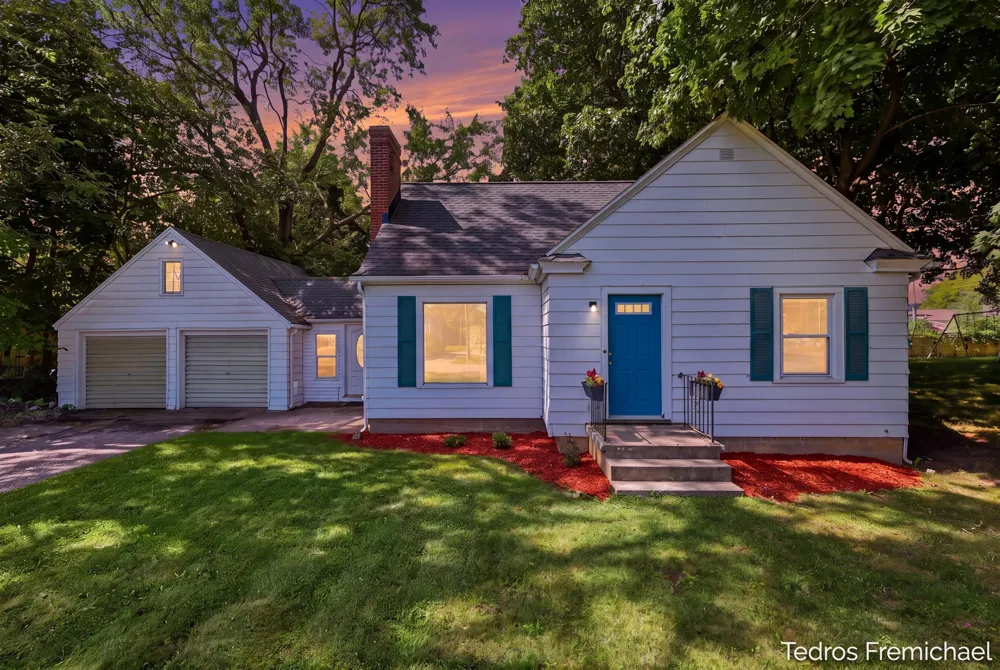 3372 Evert Street NW Grand Rapids, MI 49534