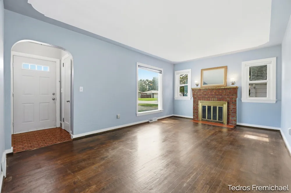 3372 Evert Street NW Grand Rapids, MI 49534
