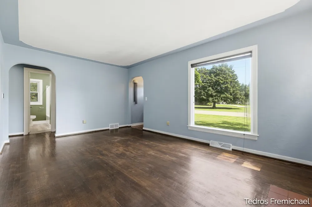 3372 Evert Street NW Grand Rapids, MI 49534