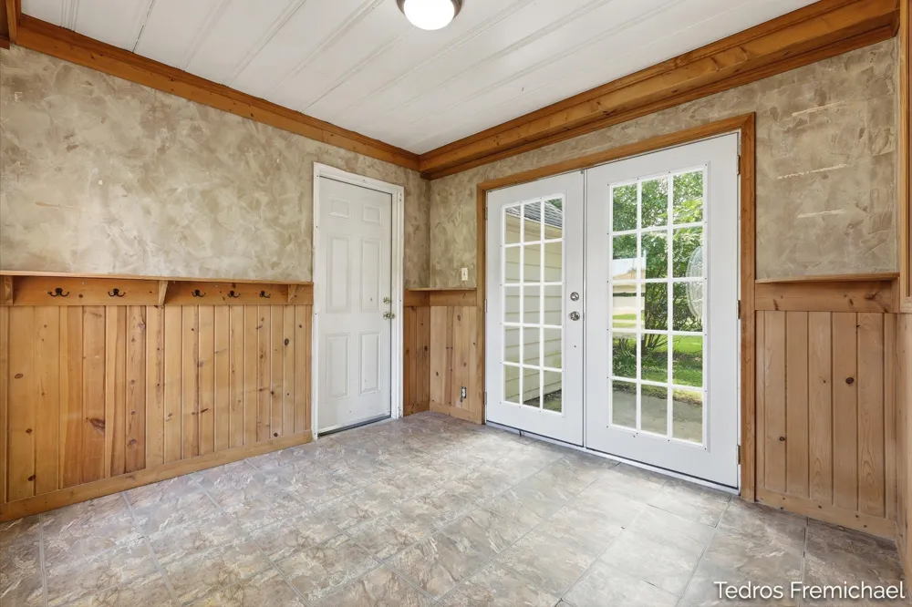 3372 Evert Street NW Grand Rapids, MI 49534