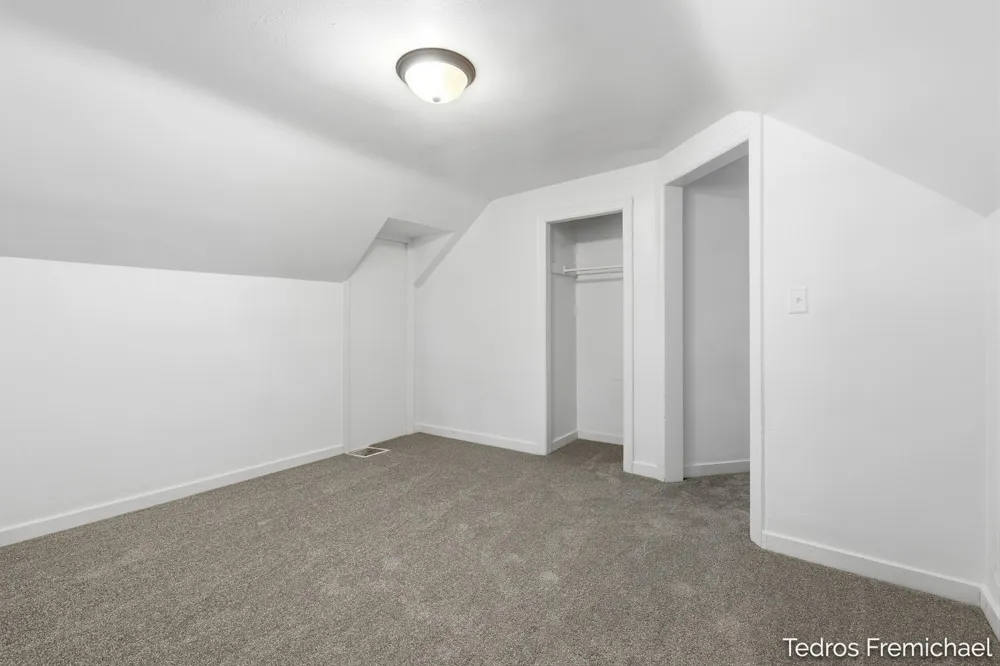 3372 Evert Street NW Grand Rapids, MI 49534