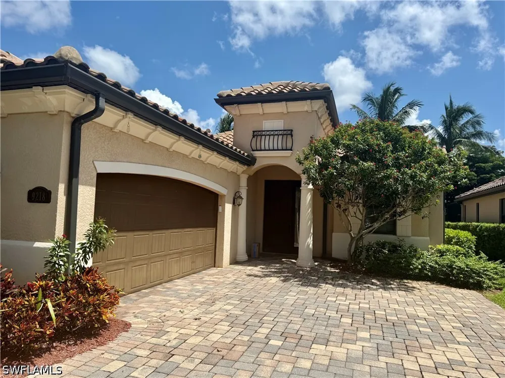 Veneto Lane #43 Naples, FL 34113