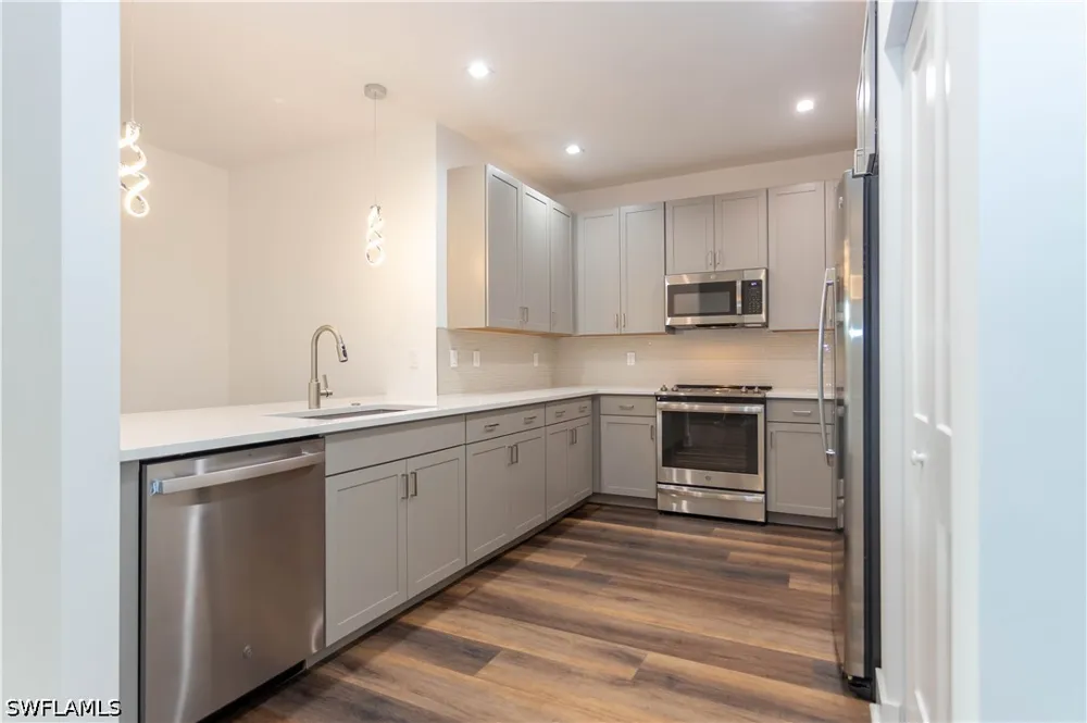 Georges Cay Place Fort Myers, FL 33913