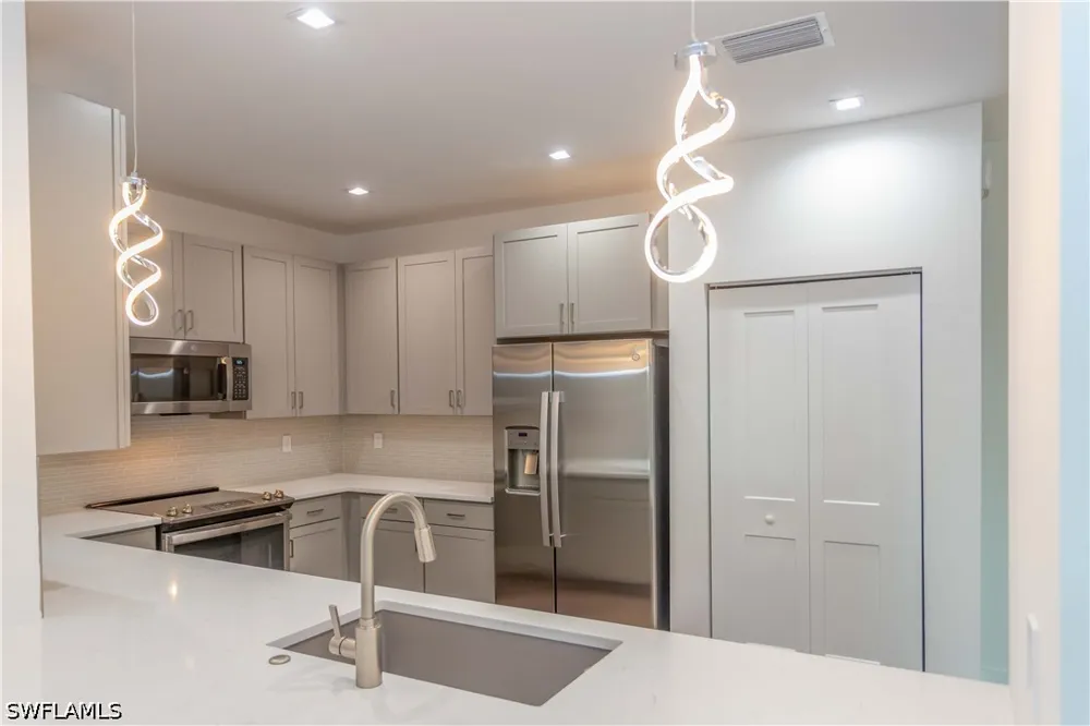 Georges Cay Place Fort Myers, FL 33913