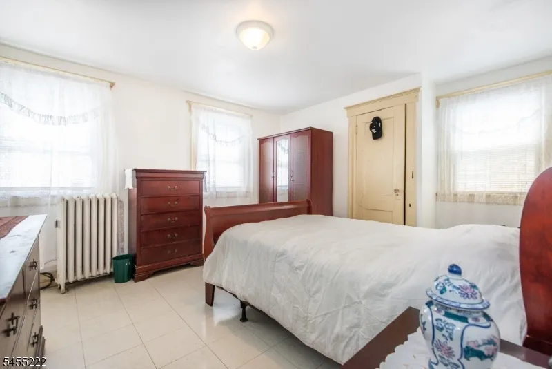 520 Madison Ave Paterson City, NJ 07514