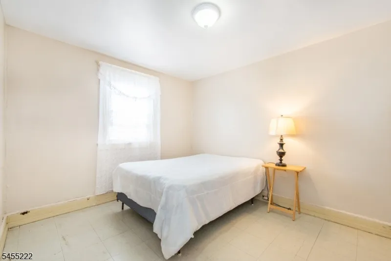 520 Madison Ave Paterson City, NJ 07514