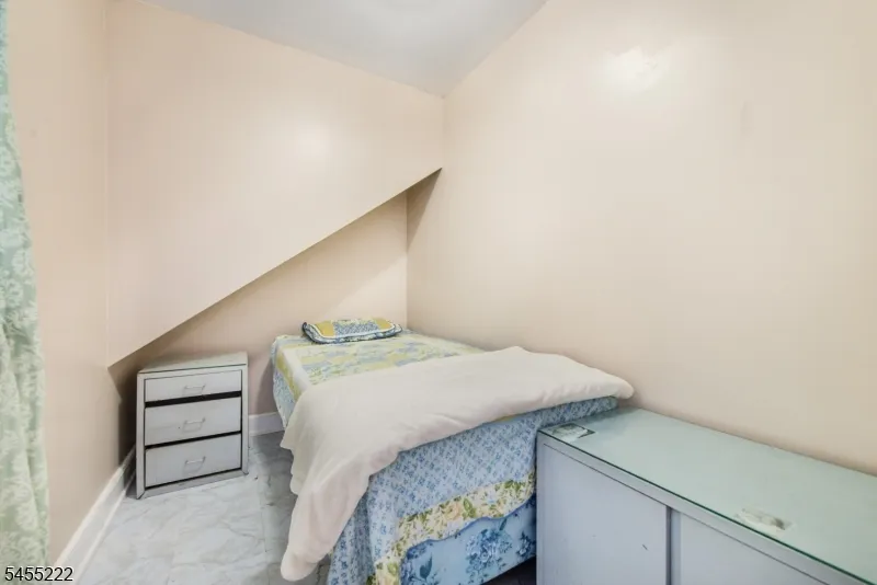 520 Madison Ave Paterson City, NJ 07514