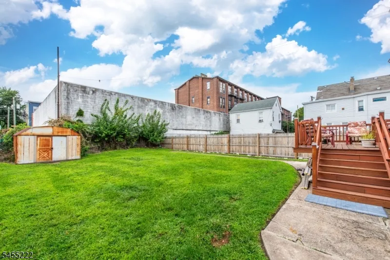 520 Madison Ave Paterson City, NJ 07514