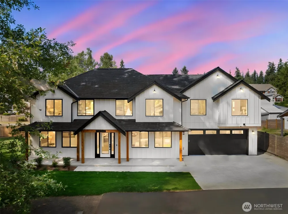 20101 75th Avenue NE Kenmore, WA 98028