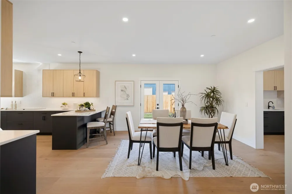 20101 75th Avenue NE Kenmore, WA 98028