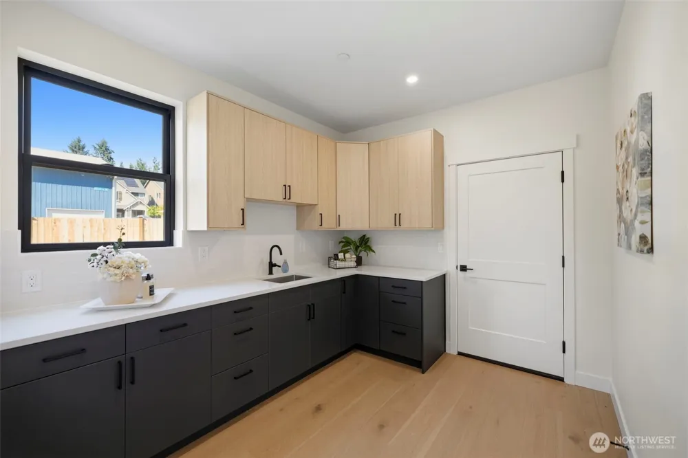 20101 75th Avenue NE Kenmore, WA 98028