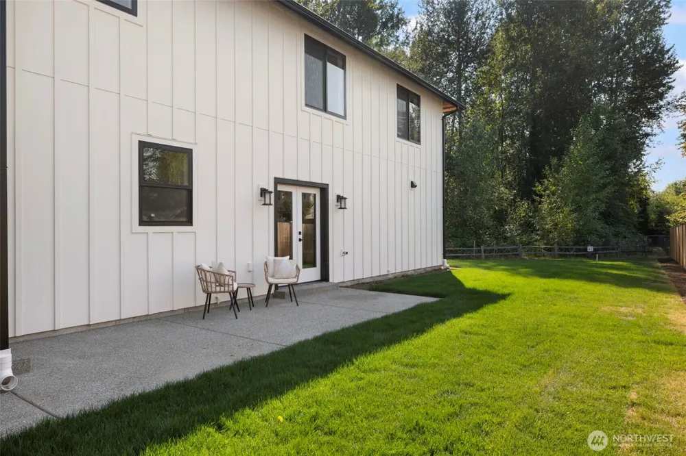 20101 75th Avenue NE Kenmore, WA 98028