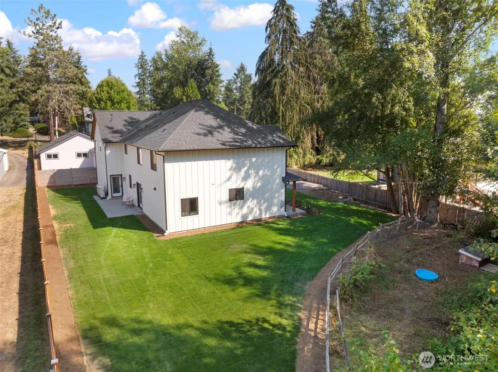 20101 75th Avenue NE Kenmore, WA 98028