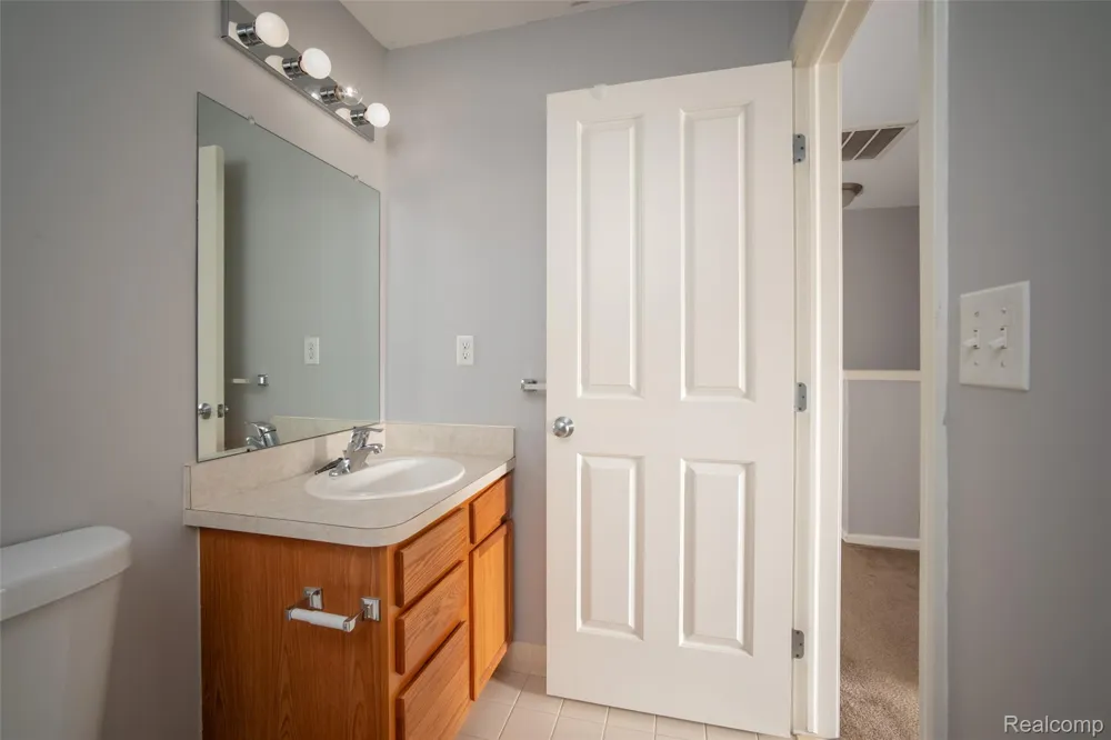 4176 Elizabeth Avenue Canton Charter Township, MI 48188