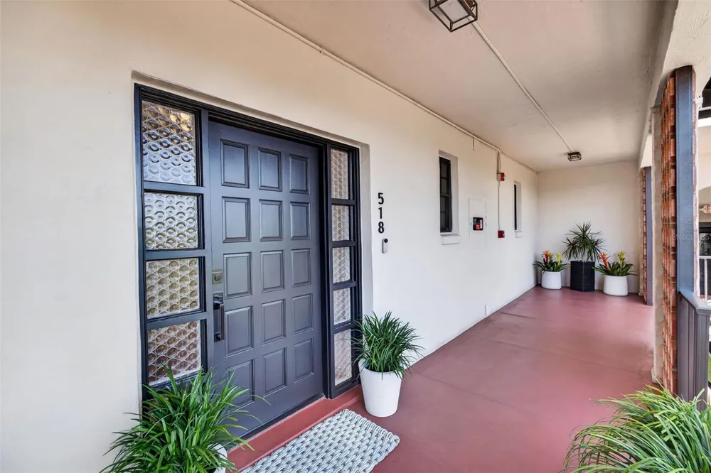106 S INTERLACHEN AVENUE #518 Winter Park, FL 32789