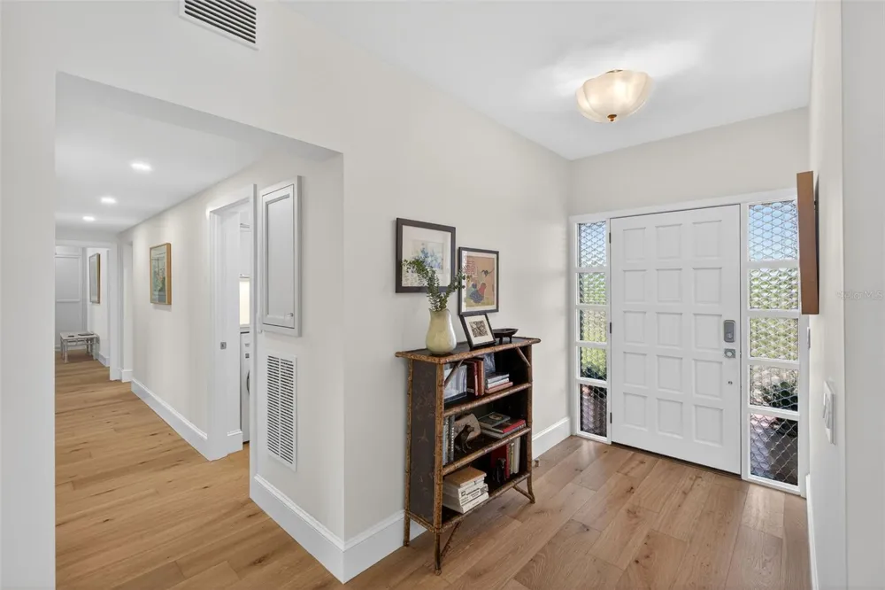 106 S INTERLACHEN AVENUE #518 Winter Park, FL 32789
