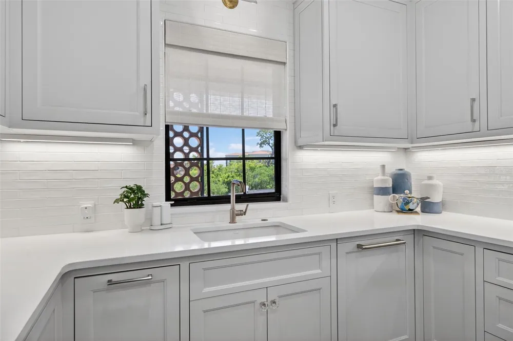 106 S INTERLACHEN AVENUE #518 Winter Park, FL 32789