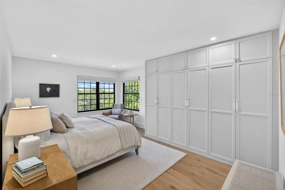 106 S INTERLACHEN AVENUE #518 Winter Park, FL 32789