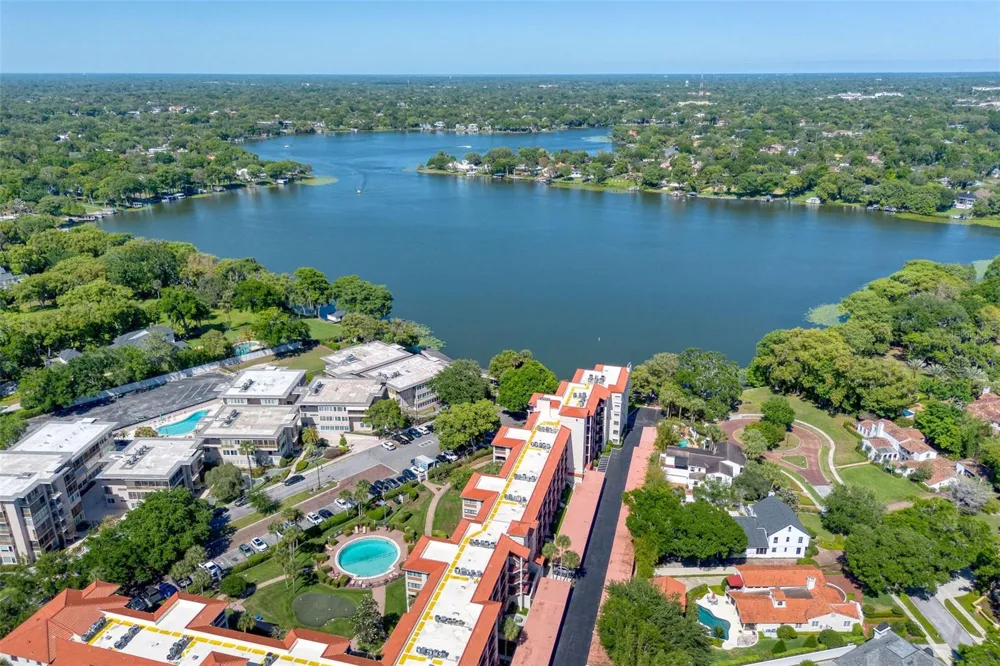 106 S INTERLACHEN AVENUE #518 Winter Park, FL 32789