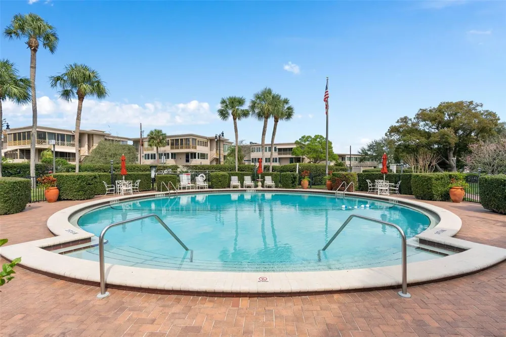 106 S INTERLACHEN AVENUE #518 Winter Park, FL 32789