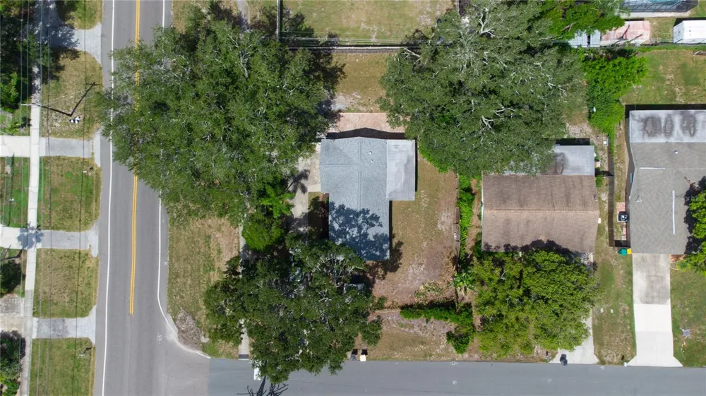 2720 STATE ROAD 590 Clearwater, FL 33759
