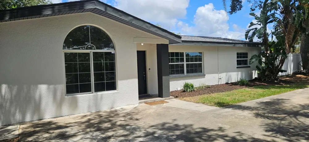 2720 STATE ROAD 590 Clearwater, FL 33759
