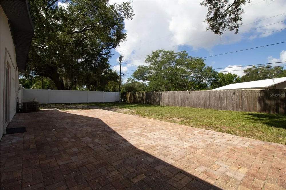 2720 STATE ROAD 590 Clearwater, FL 33759