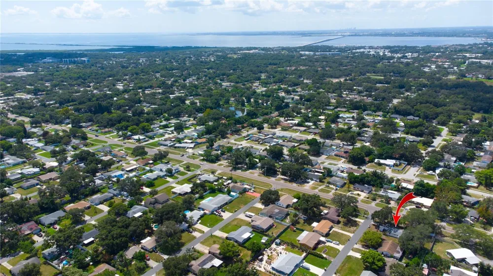 2720 STATE ROAD 590 Clearwater, FL 33759